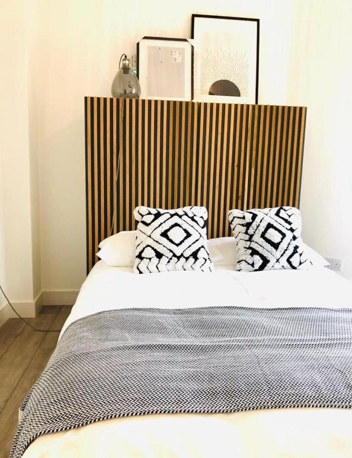 See Our Amazing Score At The Kepties - 5 X Luxurious Serviced Apartments - With Gardens - Fully Equipped - Free Parking - By Orion Short Stays - See Our Other Individual Listings --- This Is For Brand Awareness Only --- Arbroath Exterior foto
